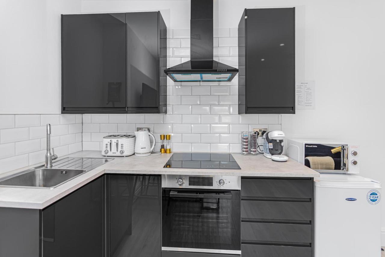 Modern 3 And 2 Bedroom Apartment In Maida Vale Лондон Экстерьер фото