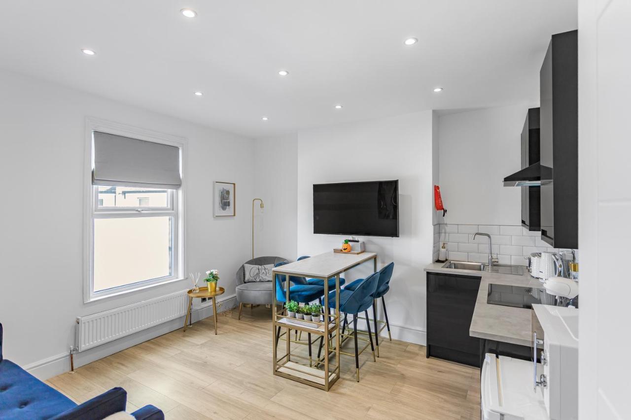 Modern 3 And 2 Bedroom Apartment In Maida Vale Лондон Экстерьер фото